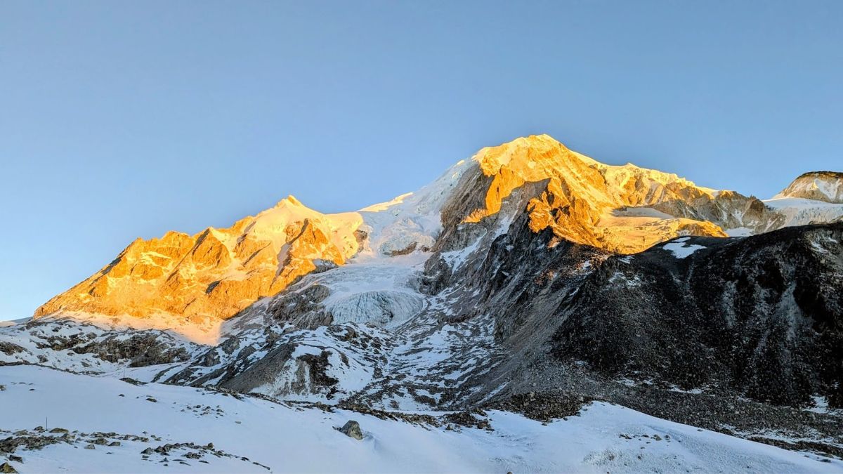 Manaslu Tsum Valley Trek